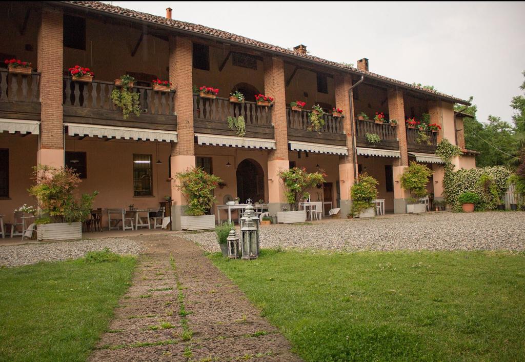 Agriturismo Cascina Magana Burago di Molgora Zewnętrze zdjęcie