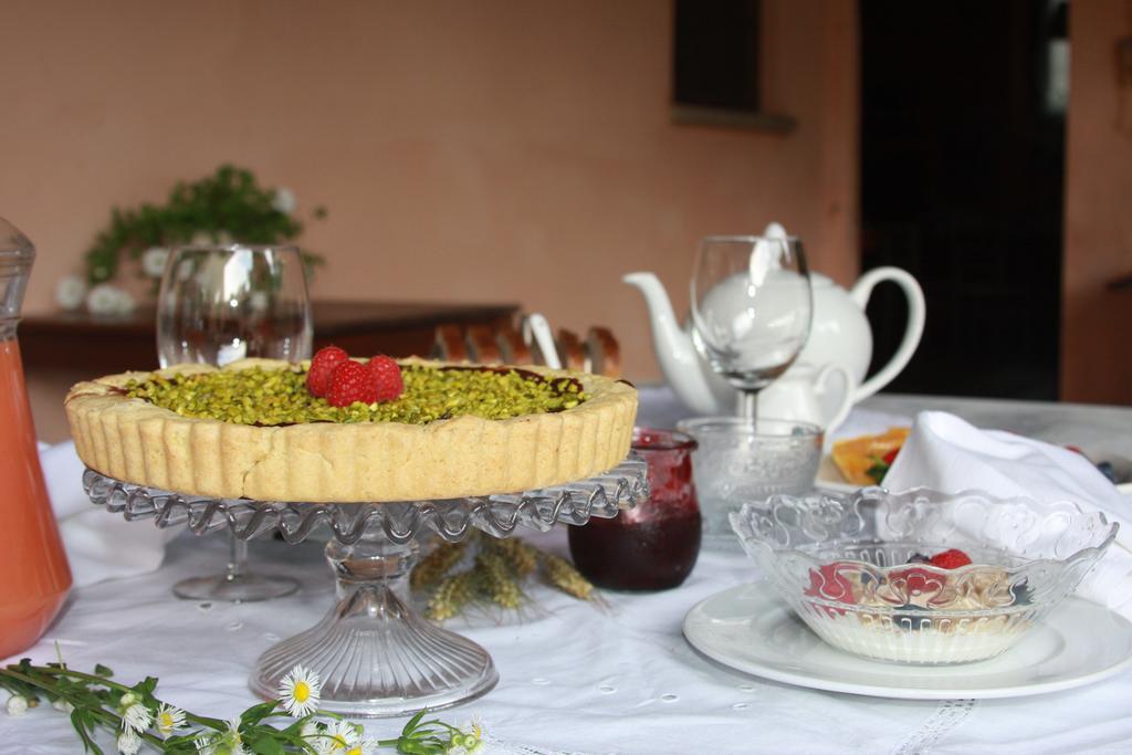 Agriturismo Cascina Magana Burago di Molgora Zewnętrze zdjęcie